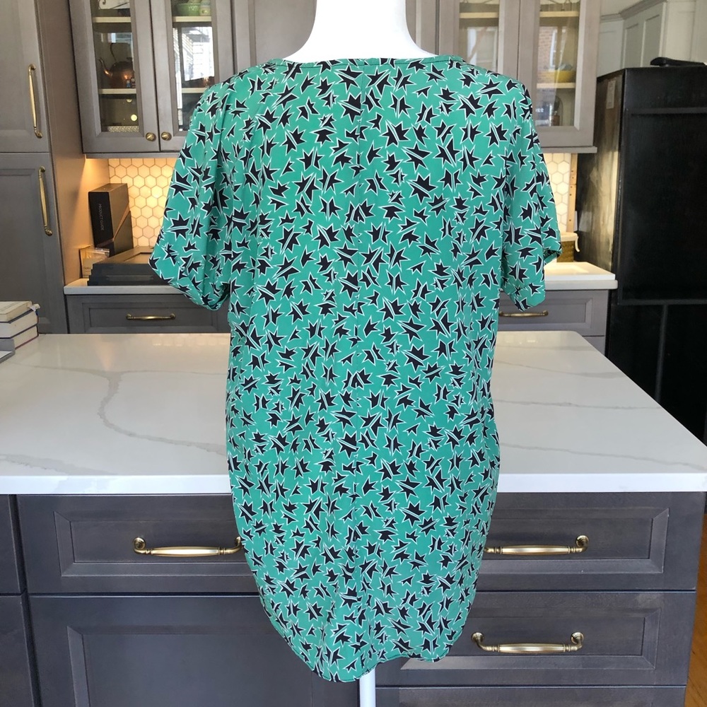 Geometric Pattern Top - S/M - Picture 3 of 9